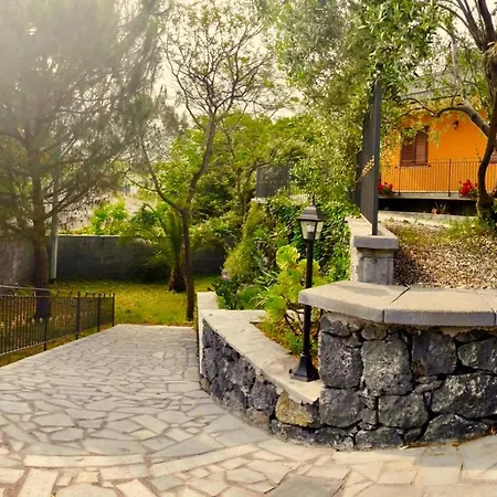 Charming In With Mountain View 65 M² * Zafferana Etnea