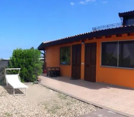 Charming In With Mountain View 65 M² Apartment