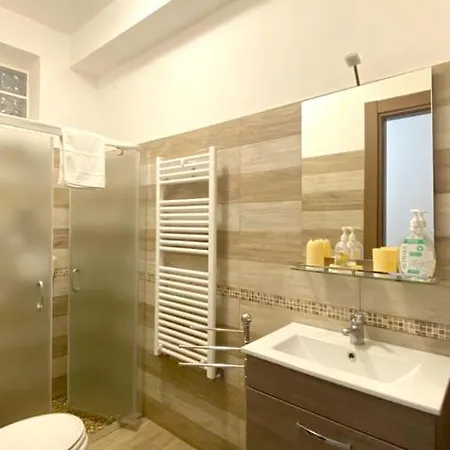 Charming In With Mountain View 65 M² Apartment *